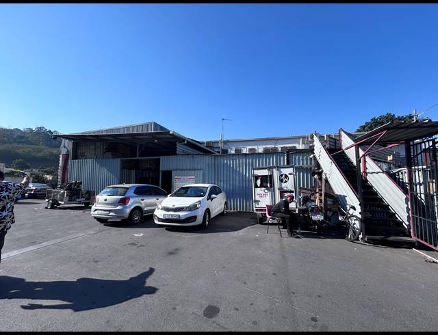 1,476M² WORKSHOP FOR SALE IN SPRINGFIELD